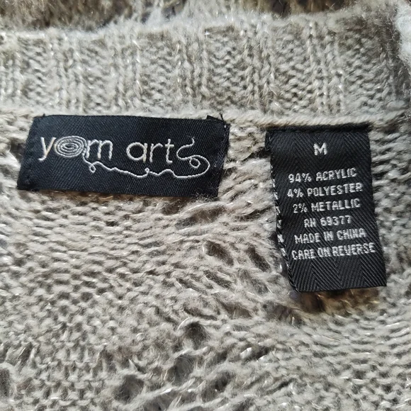 Yarn Arts Size Medium Open Front Asymmetric Gray Sweater - Picture 7 of 8